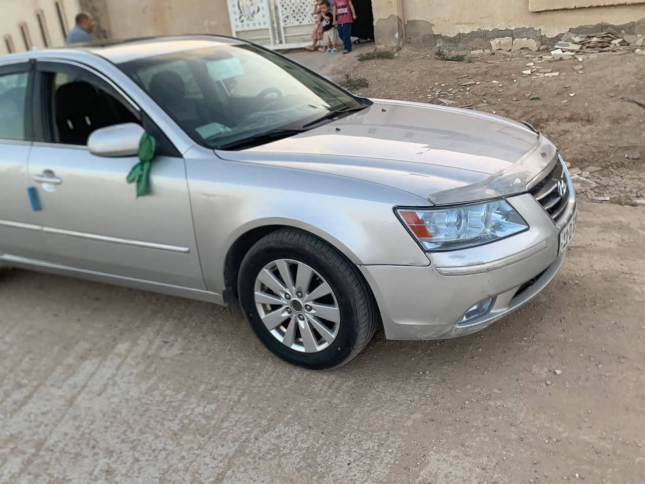 سوناتا 2009امريكي رقم بغداد دولي بيه قطعتين  جاملغ امامي كلير وجاملغ خلفي صبغ فقط￼ محرك 2400 سياره جاهزه من كلشي سعر 107 وبيه مجال قليل جدا مكانه واسط الزبيدية ***********
