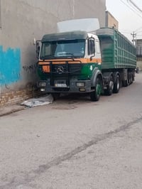 سيارة البيع كرواتي موديل 94 سيارة خير من الله  كير 180  مكينة جديدة  ا...