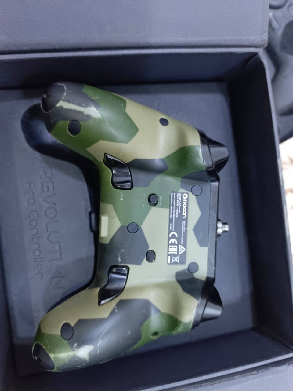 السلام عليكم جوستك احترافية ps4 للبيع نظيفه كامل ملحقات السعر 30 بيها مجال مكاني بغداد رقم الهاتف *********** واتساب
