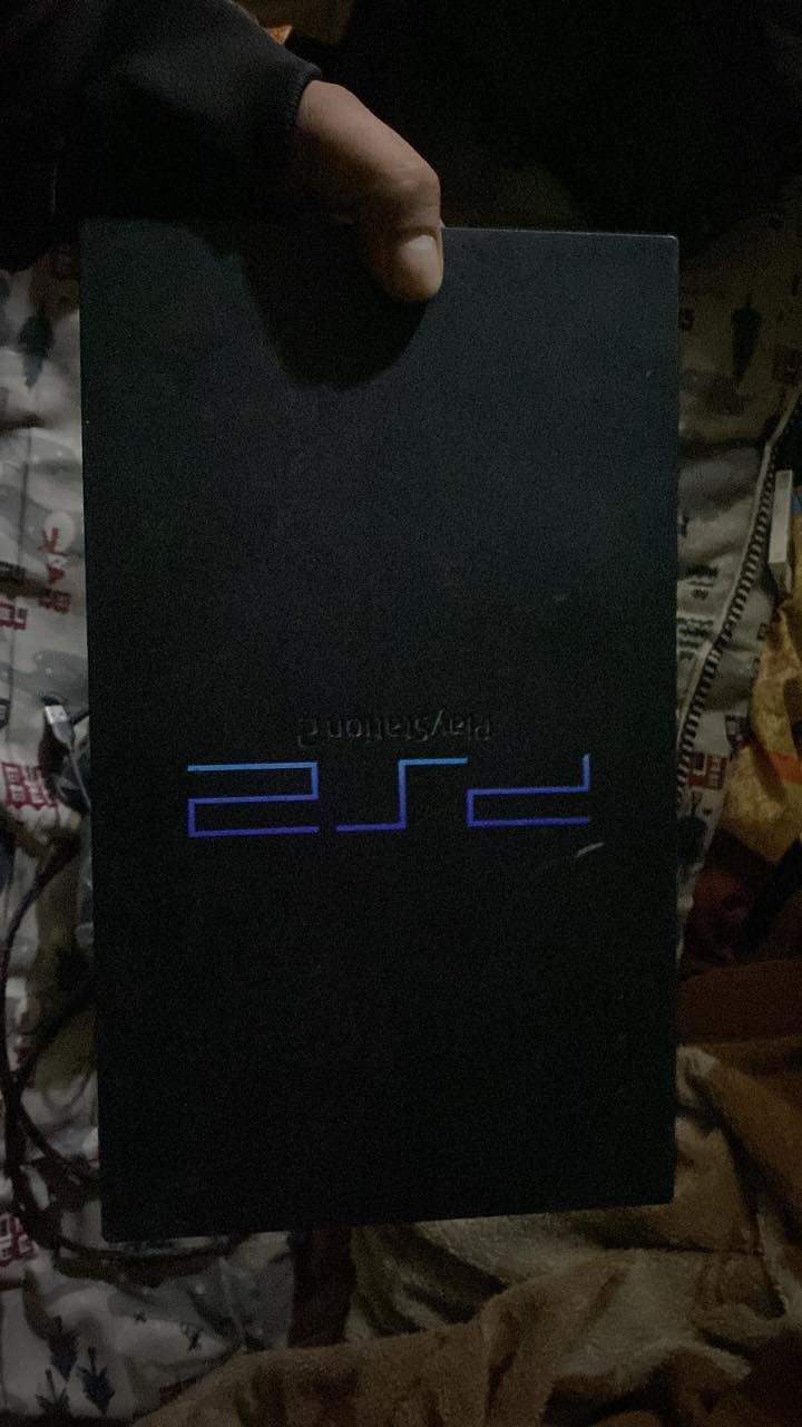 السلام عليكم لدي بلي 2 للبيع الهارد 160 حجمه كامله وبيه اكثر من 60 لعبه تاخذه شغله منا سعر 40 الف فقط هذه رقمي *********** مستعجل عله بيعته للعلم جوستك جديد مكان بغداد البياع
