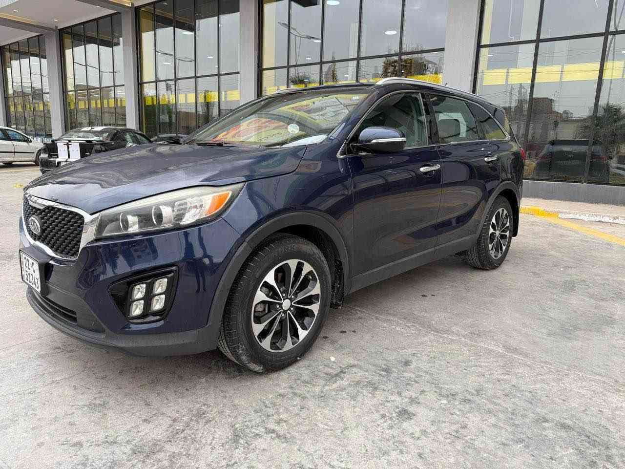 كيا (سورنتو)2017 امريكي
فول ماعدا الفتحه و البصمه 
 امريكي حادث فقط بنيد  بدون حادث  
احله من صور 
4سلندر 7راكب 
تحكم سترين
3 انضمه قياده
 واشاير بالمري
تبريد   تدفئه  كشنات 
 ومانع انزلاق
 وكشن كهربائي
السياره رقم اربيل   انكليزي الجديد بأسمي 
السعر 168 مكاني بغداد حي العدل 
رقمي*********** بغداد, العراق
