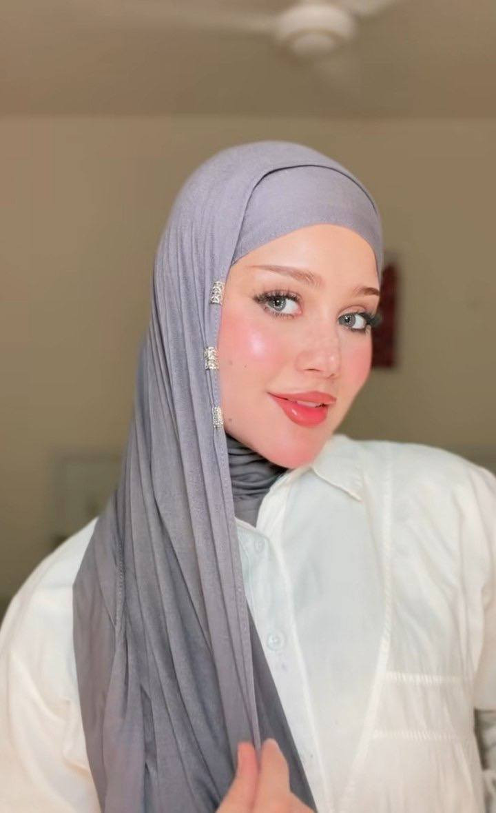 خام دلاليد كويتي خشن... اصليي بارد يجنن 🤍.
كلش مريح باللبس وينمط مطة تجنن 🙂‍↕️‼️
من تلبسي ابد ما تحسين لابسة شي ع راسج
شرط متأكدة منة اذا جربتي راح تعتمدي

السعر: القطعة بـ 6 الالاف كل 4 قطع توصيل مجاني ✨💗


**إذا كنت صاحب هذا الإعلان وتريد حذفه لأي سبب، رجاءا أرسل رسالة إلى الدعم الفني**