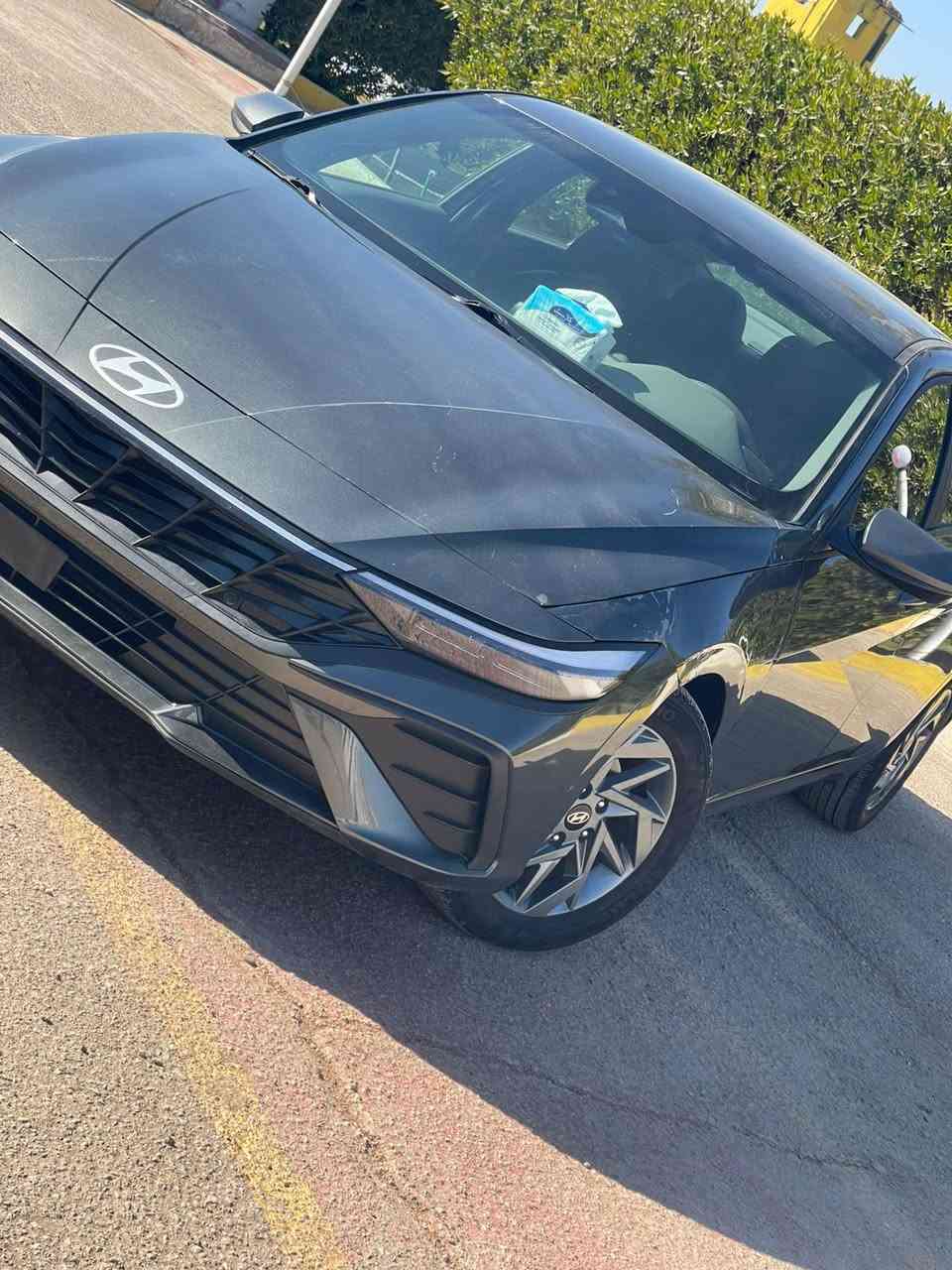 السلام عليكم النترا ٢٤ وارد امريكي دخول جديد 
ماشيه ٢٤ 
تشغيل بصمة 
تشغيل عن بعد 
ابواب بصمة 
لون مميز 
محرك ٢٠٠ دوش 
لايت زنون 
داخل رصاصي فاتح 
شاشة متصل 
الحادث تبديل بنيد بلادي نفس اللون وجاملغ بارد فقط
السعر ١٤٤ وبيها مجال 
العنوان بغداد لبلديات 
***********
