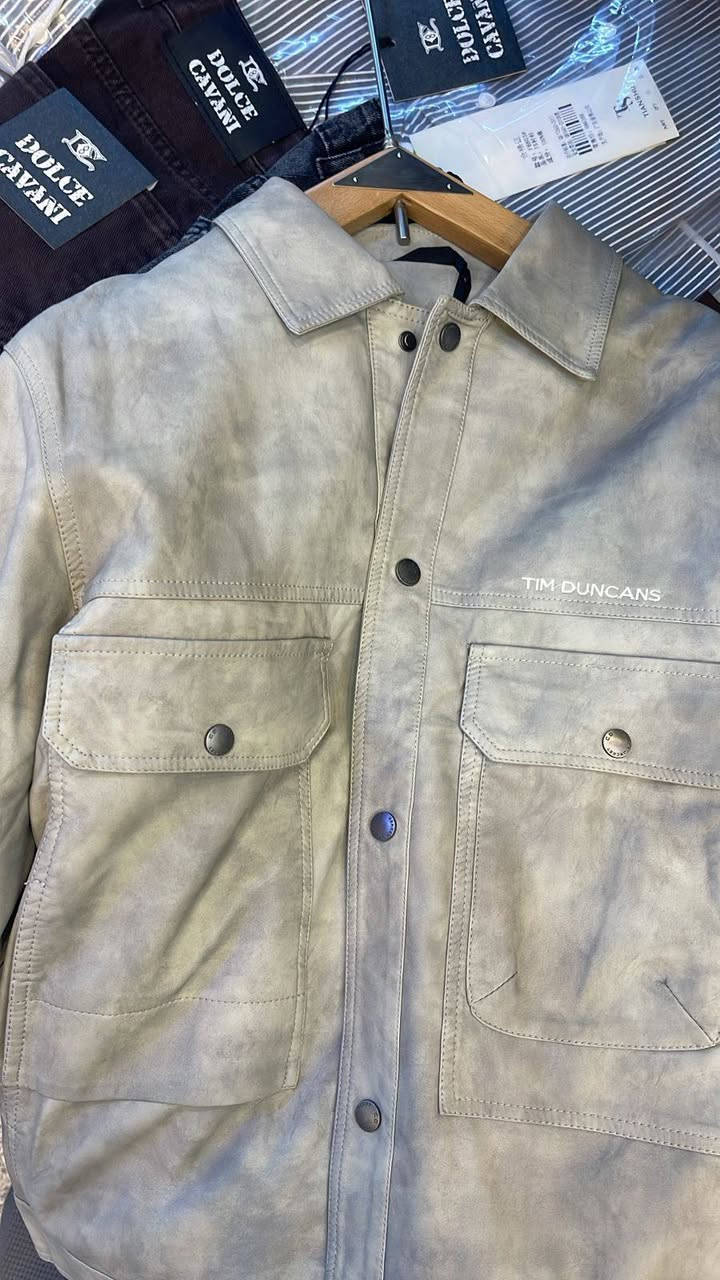 سلام عليكم عندي تصفيه ملابس شتويه تحتوي عله قماصل بلوز بديات. ترواكات
قمصان شلع ابيعهن سعر قطعه 7الاف. هاي شويه من موديلات مصورهن


**إذا كنت صاحب هذا الإعلان وتريد حذفه لأي سبب، رجاءا أرسل رسالة إلى الدعم الفني**