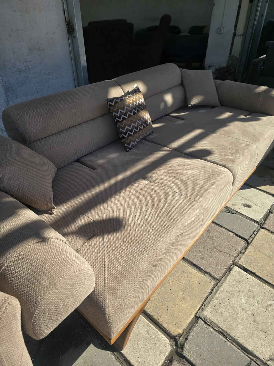 نص تخم تركي ماركه مودا سوفا الاصلي خشب فريم كامل اجسر حمايه اضافي سفنج سوفت طبي  عرض خاص *********** واتساب فقط
