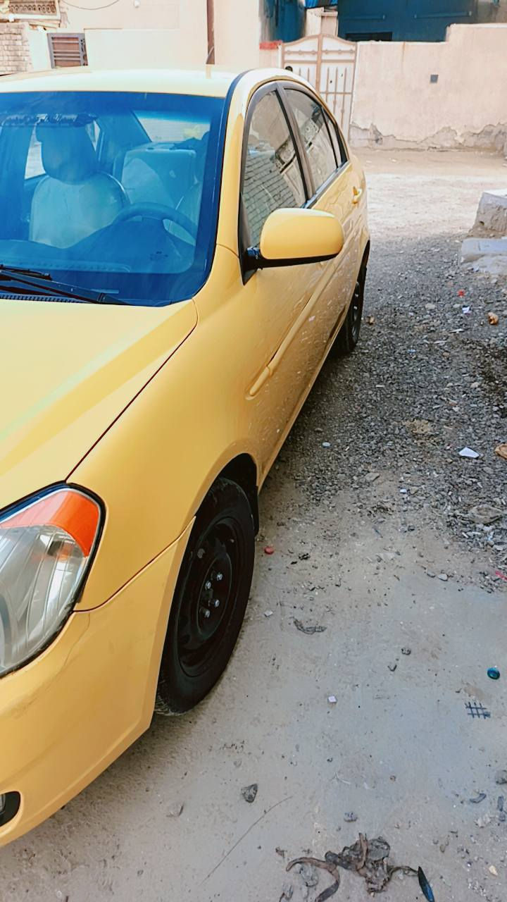 السلام عليكم 
بسبب الوعود الكاذبة أعيد النشر 
اكسنت للبيع موديل 2011
وارد أمريكي حادثها الباب الخلف السائق نفسه معمر
السعر 85
***********
