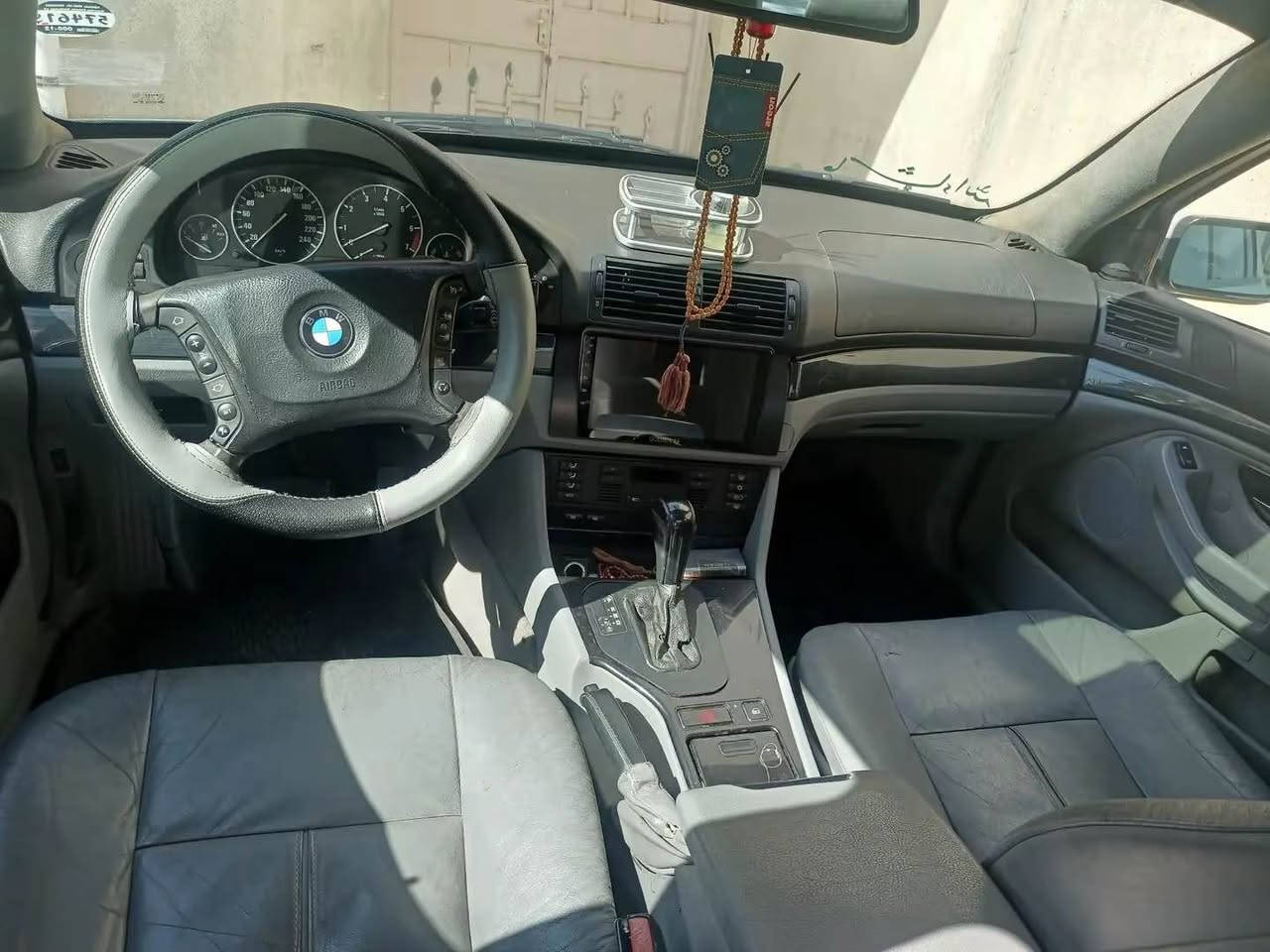 موديل 2002كفاله عامة من ضبرة فول مواصفات للاستفسار اكثر اتصل على رقم ‭0783 815 6646‬ بغداد, العراق
