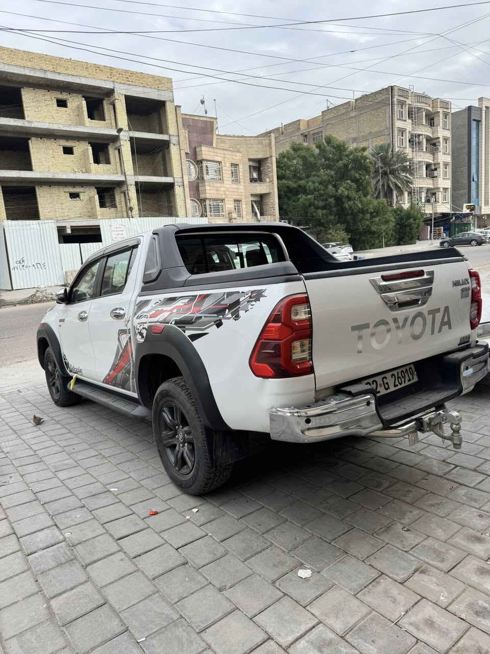 السلام عليكم 
تيوتا هايلوكس
فور ويل
موديل 2024
T R D
رقم اربيل 
شرط التحويل
ماشيه 36
على وضع الوكاله
السعر 385 وبيه مجال
مكان السياره شارع فلسطين 
رقم الهاتف
***********
