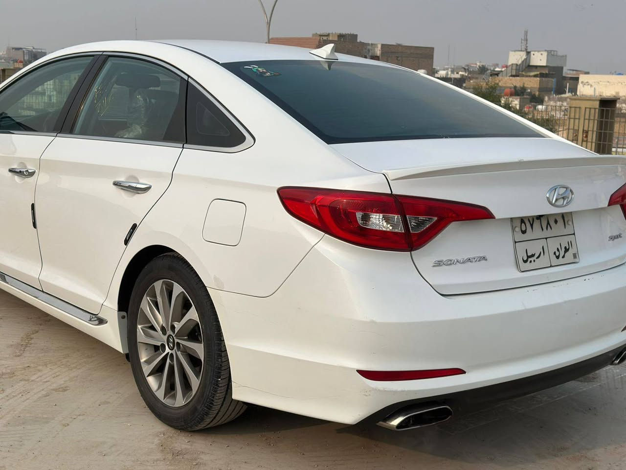 السلام عليكم سوناته موديل 2017 وارد امريكي حادث جاملغ وبنيد بدون دواخل وباقي سياره كفاله عامه من ضربه وتبديل بيه قطعتين بل عراق اثر اشخوط ومرشوشات سياره كفاله عامه مواصفات السياره شاشه بلادي كامره السياره فوال فتحه بل قماره اشاير بل مري تحكم استيرن بصمه كشن كهرباء تدفه تبريد حداديه كلها جديده دخم  تاير جديد اسبير مانازل سياره ماشه 110 سياره جديده رقم  اربيل سنويه ساقطه قبل 7 اشهر سياره فول وجديده مكان السياره ديوانيه السعر 128 وبيه مجال قليل *********** مكينه كير كهربائي حداديه كلها جديده لا تبخير ولا تنقيص صور الحادث موجودات بل منشور
