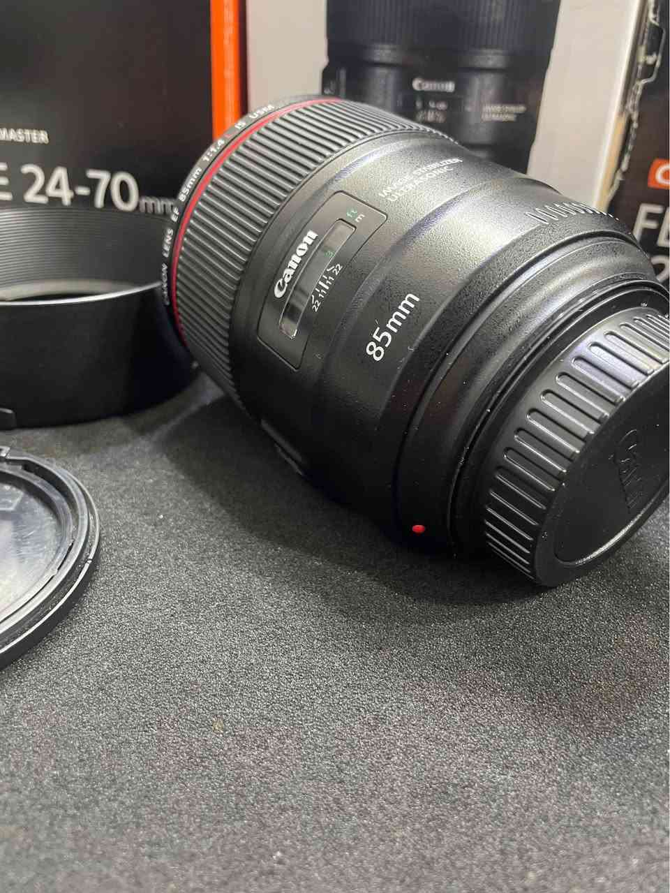 85mm 1.4 
For canon 
معاه هود وكابات والبوكس 
ضمان3شهور  من محل خضر ستور 
تم الاستخدام مرة واحدة فقط – كأنه جديد
متوفر شحن جميع المحافظات 
متاح التقسيط عن طريق فيز المشتريات 
العنوان الزقازيق ميدان القوميه بجوار مطعم الزعيم
متاح البدل ب مستعمل 
للتواصل 
Khedr Store📷
01060915467📞☎️
https://maps.google.com/?q=30.590439,31.4989 الزقازيق, الشرقية


**إذا كنت صاحب هذا الإعلان وتريد حذفه لأي سبب، رجاءا أرسل رسالة إلى الدعم الفني**