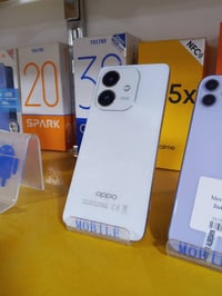 اوبو A40m • ذاكرة ٢٥٦ • بطارية ٥١٠٠