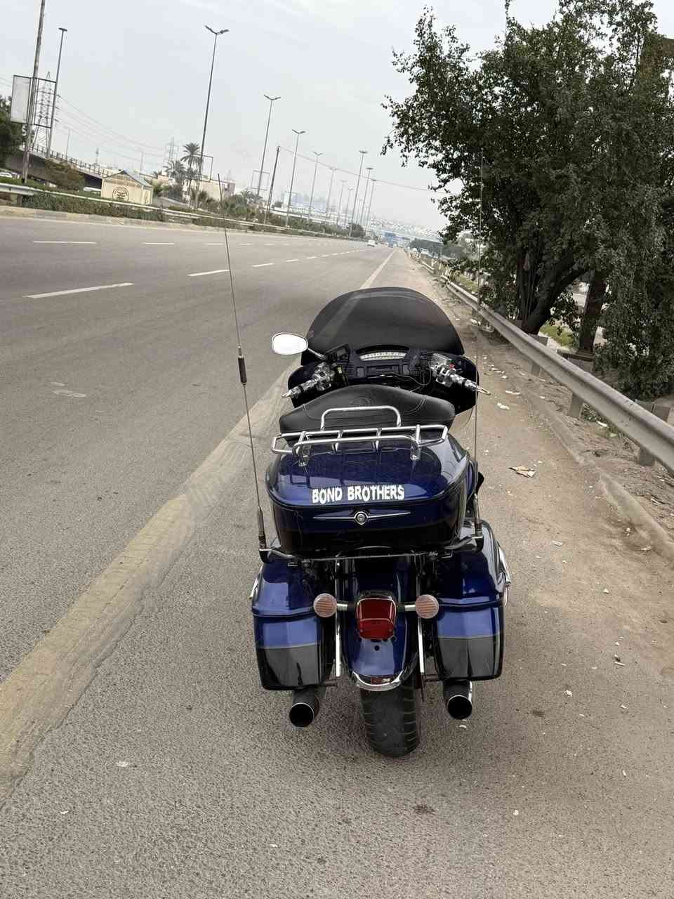 السلام عليكم
ياماها رويال ستار 2007  مكينة 1300 بدون رقم دواجة جاهزة من كلشي ماكملة مكملة نقصها فقط الكشن الخلفي والمسجل مالها شغال بس ما يربط عالتلفون اعتقد الاواكس مالة وكف 

السعر 28 ورقة  

مكاني بغداد حي الجامعة    

***********
