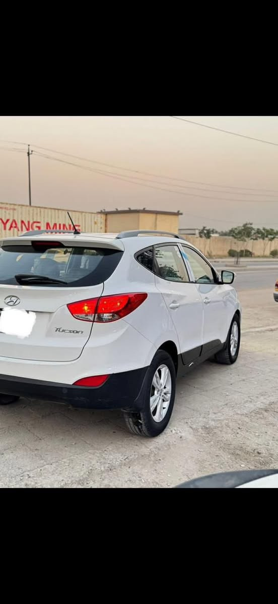 السعر بيع فقط بلاش بلاش 118 قفل
قفل
توسان موديل 2013 خليجي
كير محرك دوش مكفولات
صدر امامي خلفي جديد
نخم تاير
السياره مكفولة من الصبغ
البنيد مبدل بلادي بالسونار والسونار مرفق بالمنشور
رقم اربيل بسمي
***********
العنوان جديدة الشط قرب مرور الحسينية
