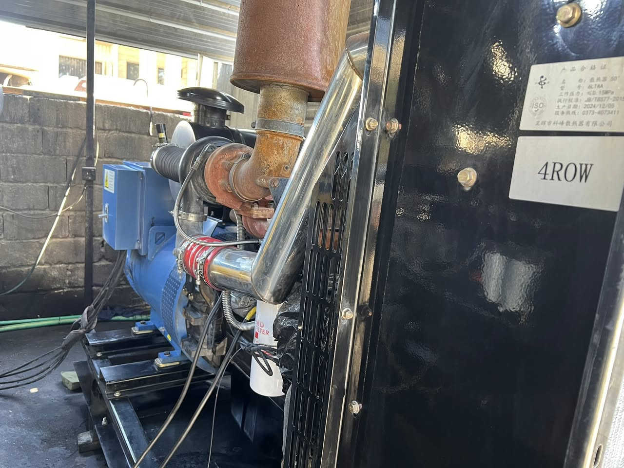 السلام عليكم مولده كمنز ٢٤ ولف ٢٥٠ كيفي جديده اخت الزيرو مشتغله شهر واحد فقط ع الفحص والحمل السعر ٥٠ورقه عنوان الوزيريه ***********
