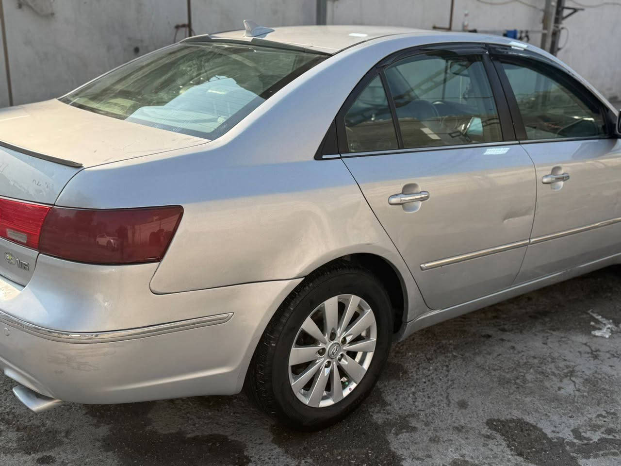 السلام عليكم..
سوناته موديل ٢٠٠٩ فوول مواصفاة
صبغ بيهه قطع صفحه بدون دواخل
السيارة ع البلاد ونضيفه ومال جناي 
محرك ،   v6  اسلايت تحكم اكروز سرعه
سماعات انفنتي كشنات تدفئه + كهرباء
تبريد شاشه لمس داخل صاج .
شاشه كامرة رقم وهزة وسنويه جدد
السيارة اترايك وين ميعجبك تخم تاير
جديد السعر  ١٠٥ مع المجال العنوان فلوجه
***********
***********
