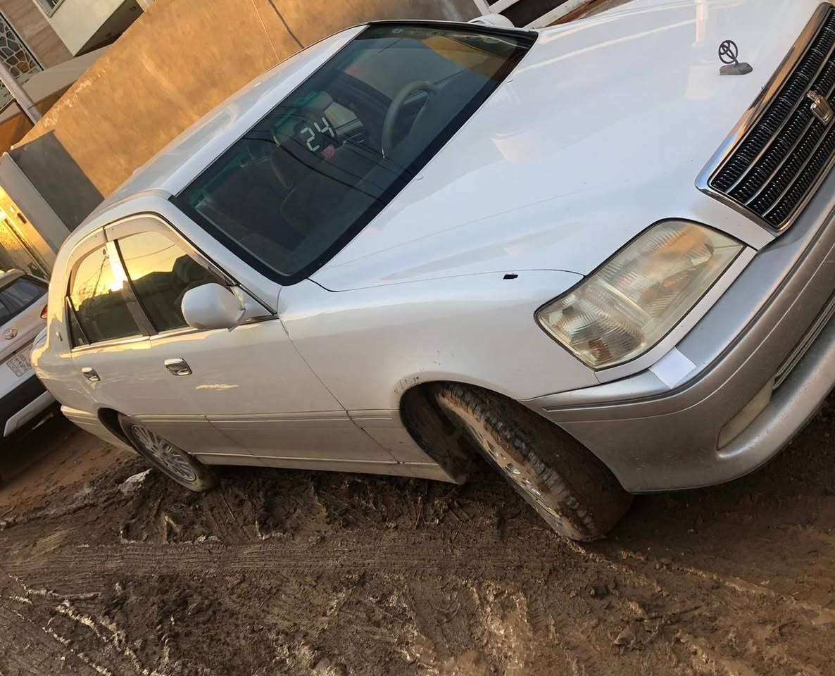 السلام عليكم من رخصة الادمن
ملكه أدوات البيع
محرك فيشه وبطل فيفتي 
تخم تايري 
باتري جديد 
حداديه جديد خلفي وأمامي تحوير نجف 
تبريد ودافئة شغاله
كهربائيات كلها شغاله 
رقم الهاتف ***********
