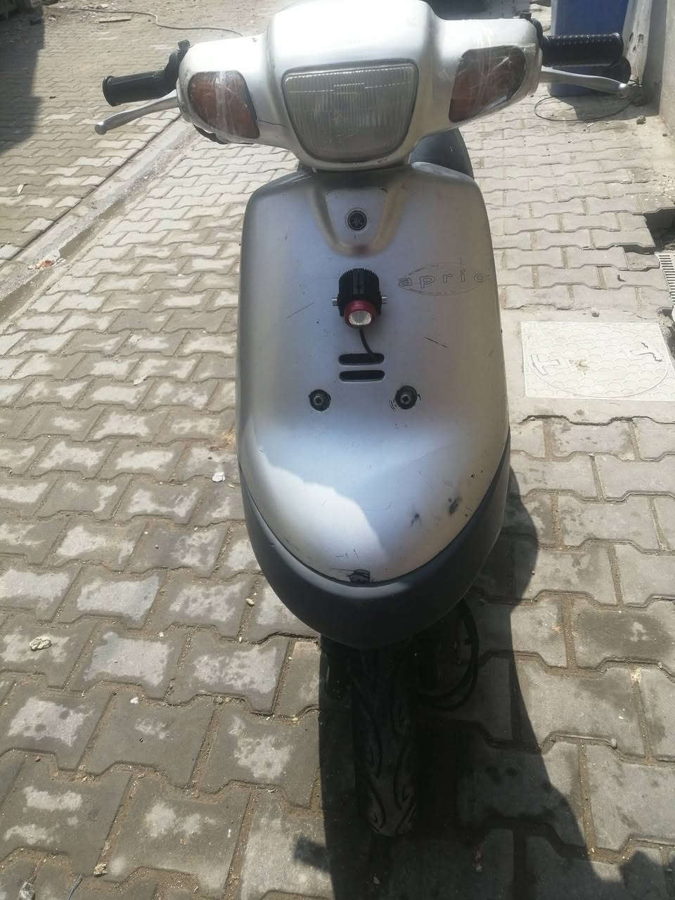 السلام عليكم دراجه بطه ٦٠ نقصه كيج بانزين ميشتغل وكليو ميتر ميشتغل واشاير رايدله دكمه بس وتشتغل بس هاي نقصه كله شغاله ونظيفه مكاني شعب بلثعالبه الستالاف قرب البانزيخانه السعر 210 وبيه مجال للطيبين الرقم ***********
