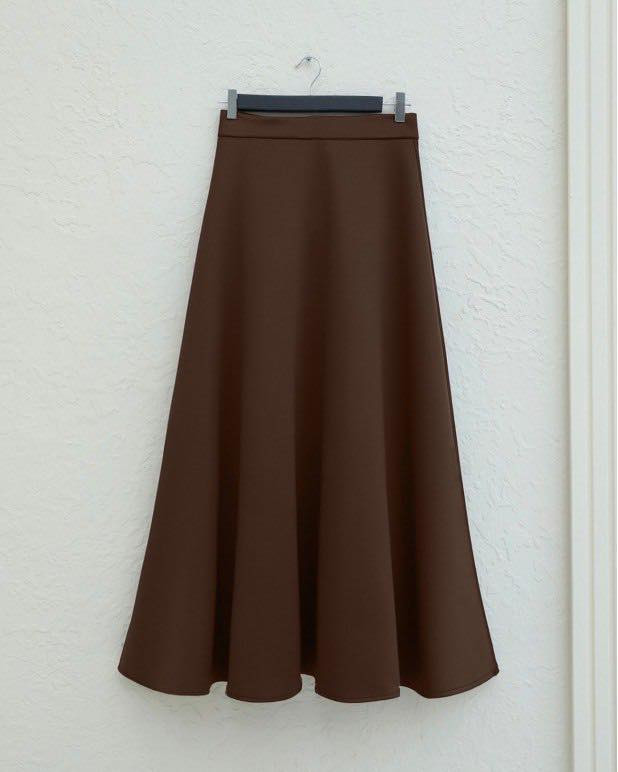 تنورة اسفنجية
كلوش
خامة درجة اولئ 
القياس 38. 40. 42. 44.
الطول 95


**إذا كنت صاحب هذا الإعلان وتريد حذفه لأي سبب، رجاءا أرسل رسالة إلى الدعم الفني**