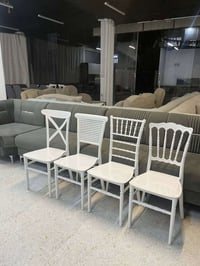 طاولة طعام • جودة عالية • توصيل لجميع المدن