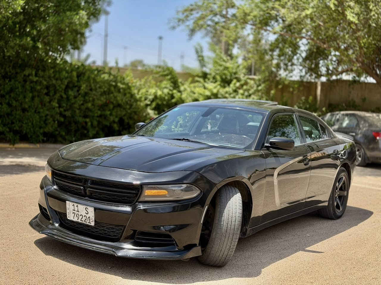 سلام عليكم
جارجر 2020 sxt plus رقم بغداد
ماشيه 89,000 mile 
مكينه 3600 
فتحه سقف
كشنات جلد تدفئه تبريد
كشنات خلفيه تدفئه 
ستيرن تدفئه
خزن مقاعد ميموري 
تحكم كشنات كهرباء بالكامل + مساج
حساسات خلفيه 
سستم صوت السياره هارمن كاردن
السياره تحتوي على ادامه كامله لمنظومه البنزين والاحتراق وجاهزه من اي نقص 
بولش ونانو جديد 
حادث جاملغ وبنيد فقط . 
تحتوي السياره على منظومه غاز بجوده عاليه
178$ 
مكان السياره الدوره او البياع 
***********
