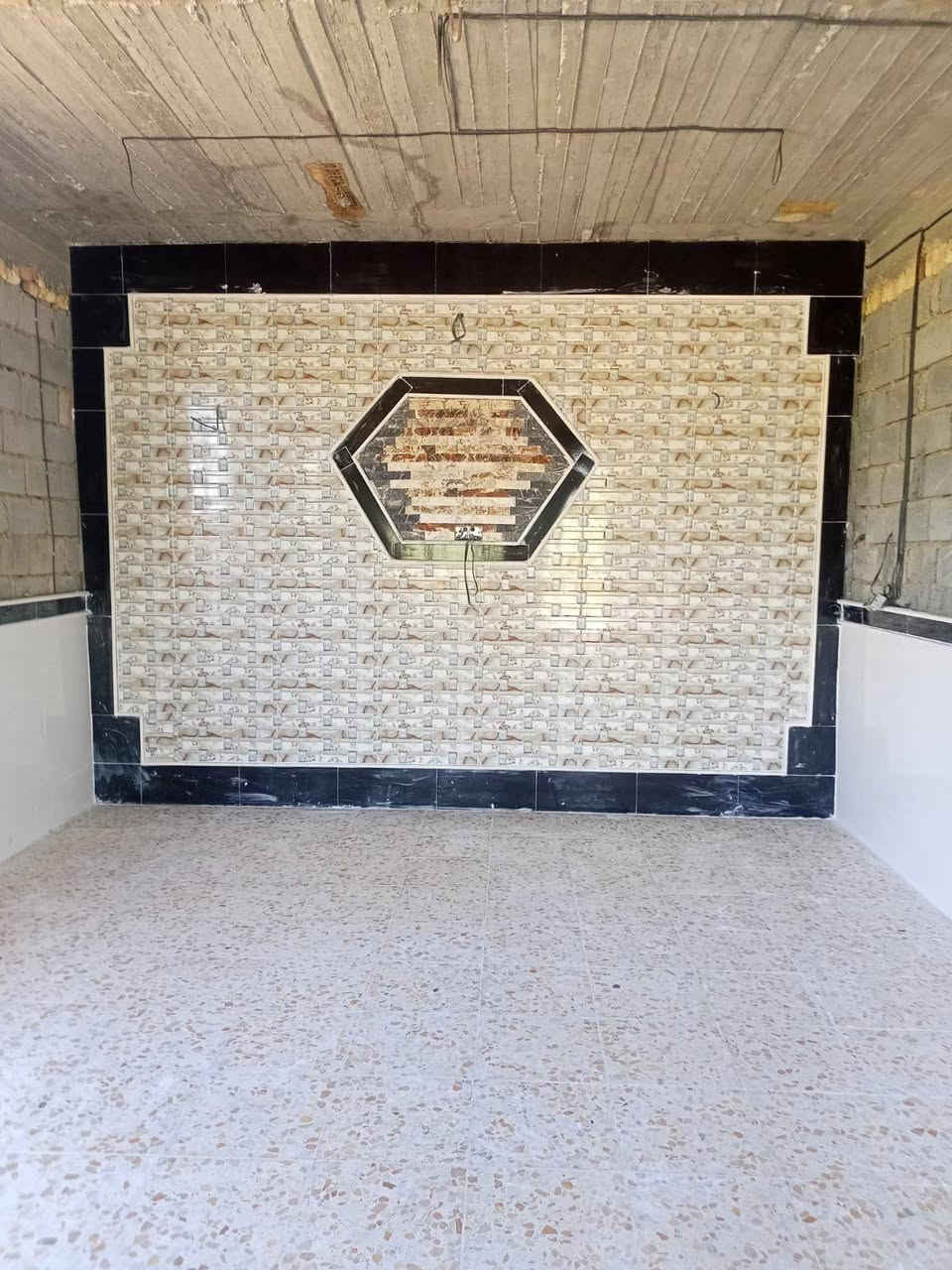 السلام عليكم خلفه سيراميك جدران ارضيه بورسلين مرمر كاشي متفرغ حاليا واشتغل لباخ اسمنت جص بورك لط جراره سقل نثر تقطيع شغل درجة اولى مكاني كربلاء طويريج وهذا رقمي ***********
