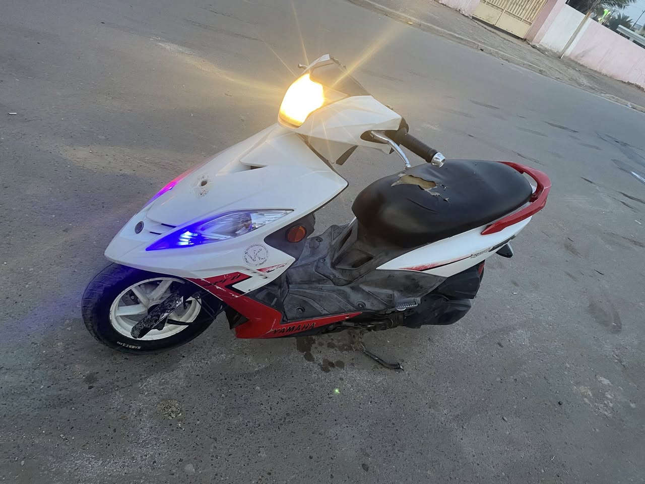 دراجه وكاله على كل وكاله بالكارتون احلا من الرمبه ختم واحد بيها شلعه إذا مو تشگ الكاع تجيني تأخذها وتروح  سعرها 975 مكاني بغداد الشعب أو حي اور ***********
