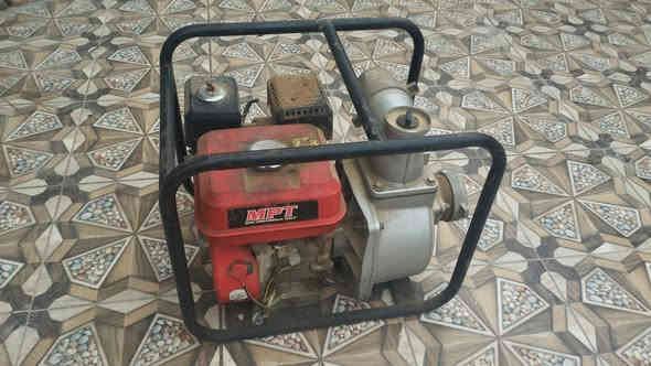 فابريتر عدد 3 سعر الواحد ب 150 وبي مجال للطيبين +ماطور سحب ماء ب 150 وبي مجال همين العنوان الرفاعي جامع سيد زعيم رقم الهاتف ***********
