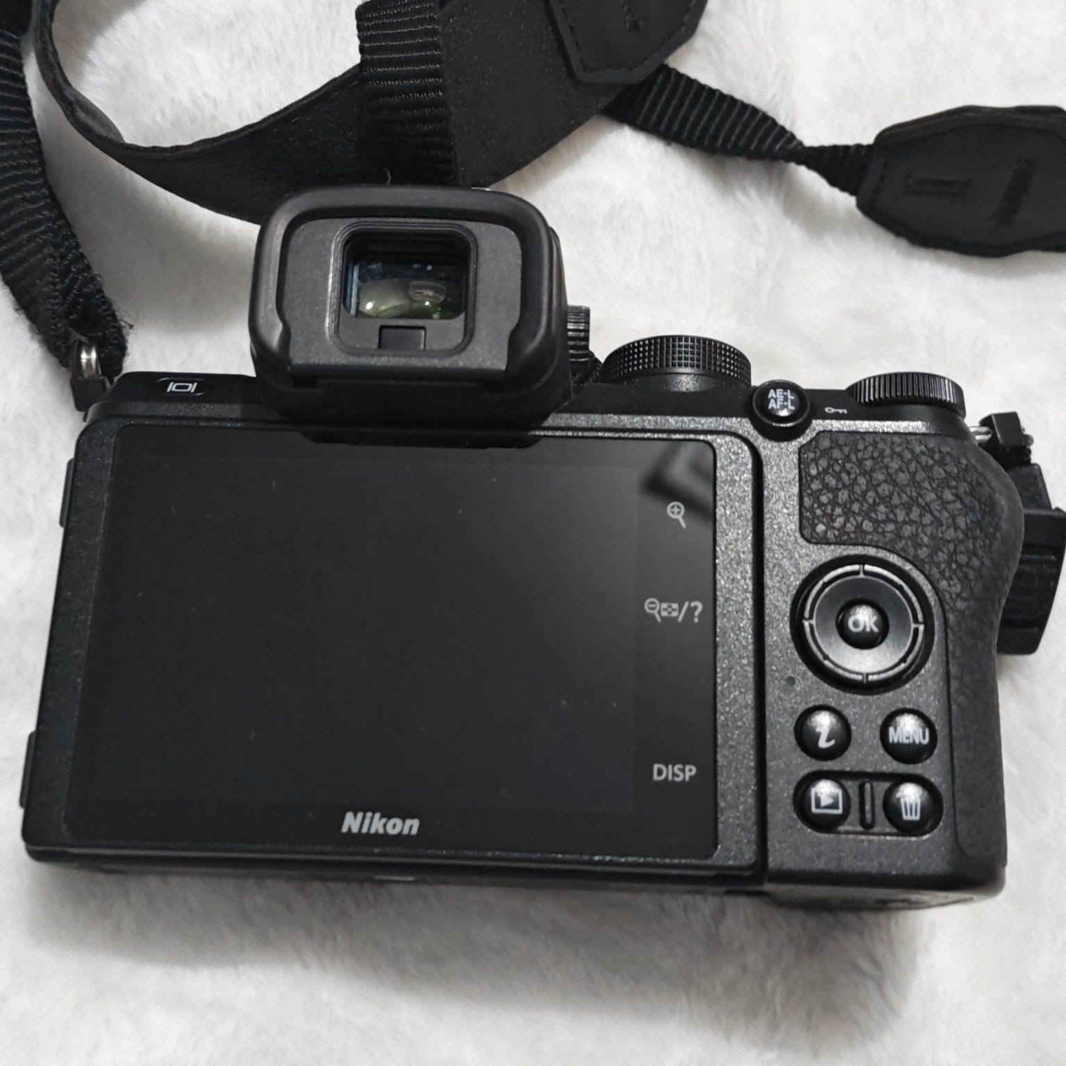 📸 للبيع: كاميرا بدي فقط Nikon Z50 بحالة ممتازة جدًا (شبه زيرو) استخدام شخصي خفيف
كاميرا قوية ومناسبة لعشاق التصوير وصناع المحتوى ، خفيفة وسهلة وفي نفس الوقت جودة صور احترافية 
 بدون أي خدوش أو عيوب نهائي ❌
 عدد الشتر: 9000 صورة فقط
معاها الكرتونة والشاحن الأصلي والبطارية


**إذا كنت صاحب هذا الإعلان وتريد حذفه لأي سبب، رجاءا أرسل رسالة إلى الدعم الفني**