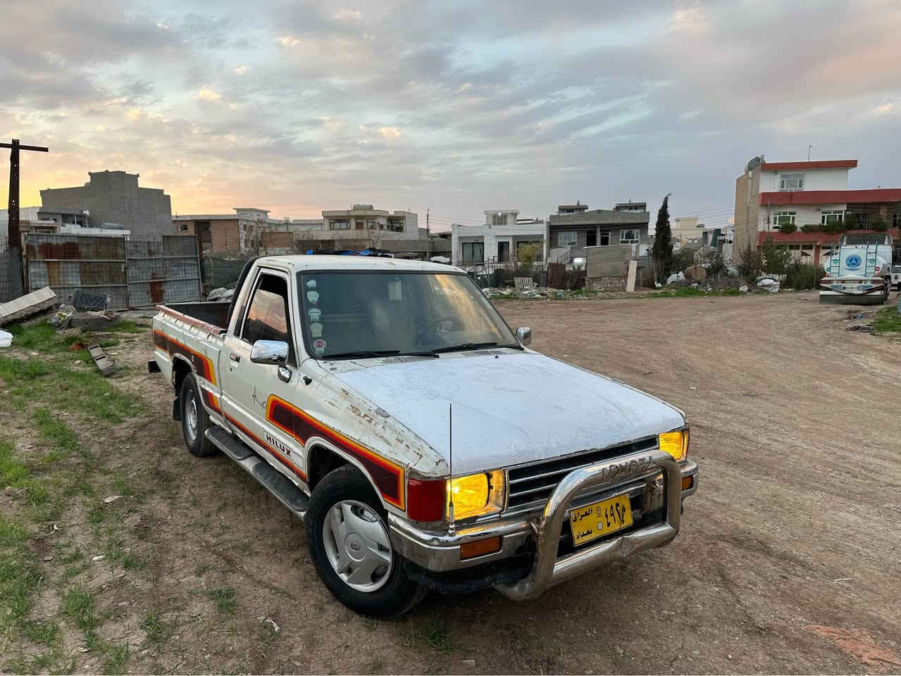 پیکاب توێتا 1988بۆ فرۆشتن 
20معامەلە
3وای ٦گێر ئارم کۆن سلیمانی 
مەکینەی تازە خراوەتە سەری دوکەڵو بوخارو صەوت بەشەرت  گێرو ئەکسلی بەشەرت لیدراوی نیە موسو براوە وەرگەراو بەشەرت 
شانسی نەتەقیوە مالی کاسبیە 
زۆر بەکێشە مەزبوتە 
شوێن چەمچەماڵ 
***********
***********
ئەدمین ❤️🌹 شمشمل, السليمانية
