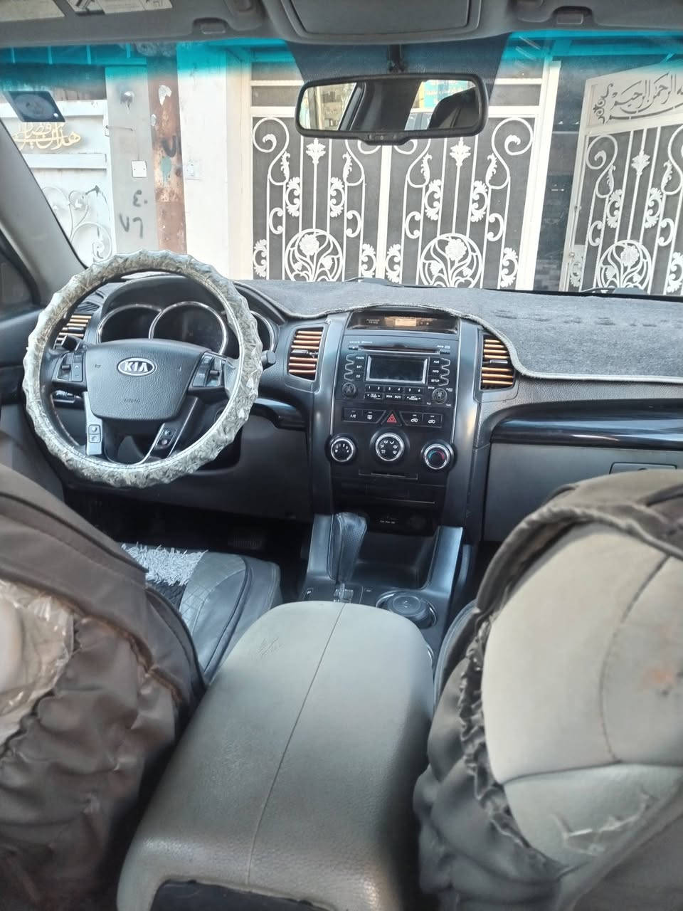 السلام عليكم سورنتو ١١ دفع  رباعي سنويه جديده بأسمي رقم جديد محرك٢٤٠٠ دوش ٥ راكب بيع او مراوس بسياره أحدث مع دفع الفرق السعر ١١٠ موبايل ***********
