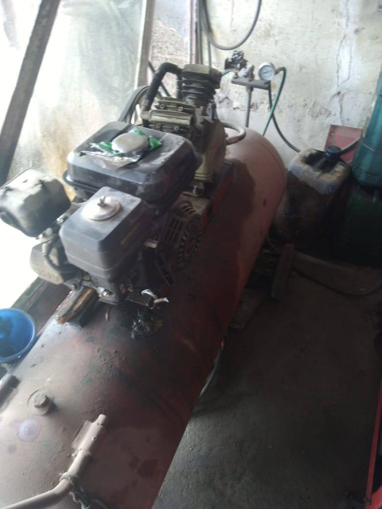 محل بنجرجي للبيع الاتصال بالرقم ***********
