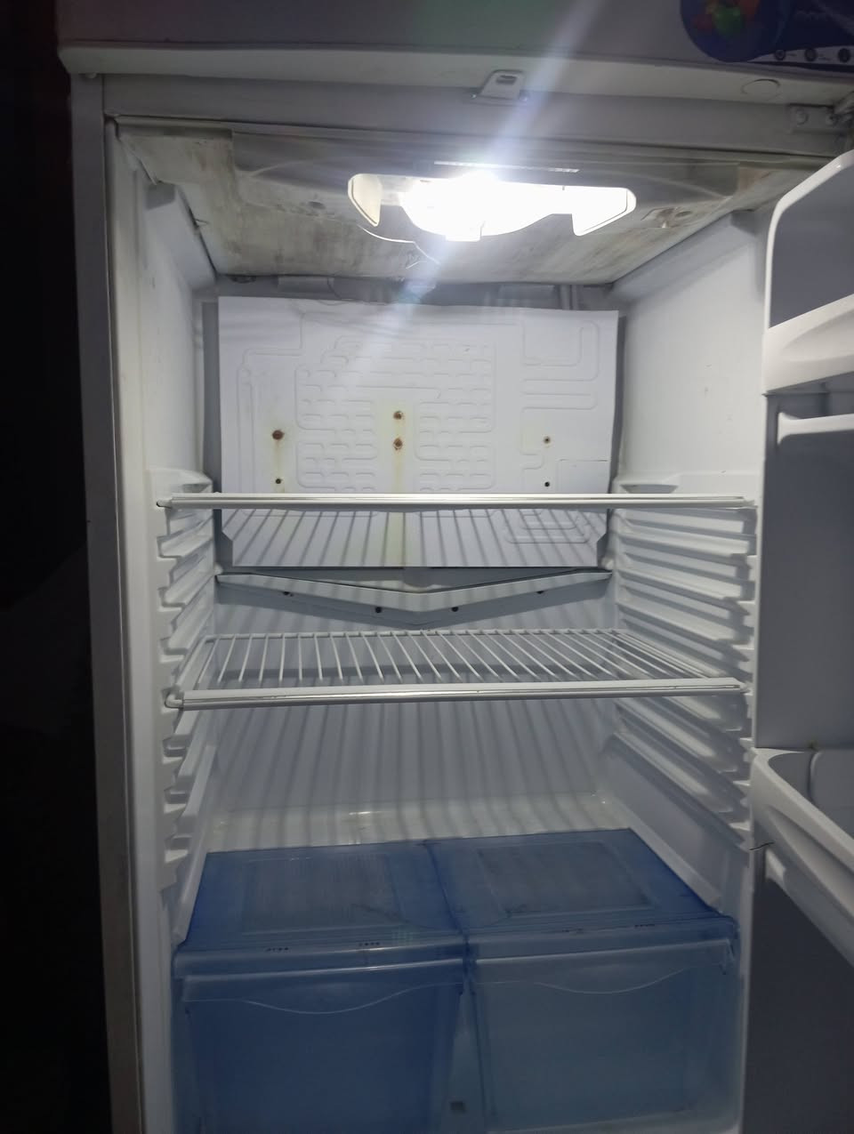 ثلاجة حجم 20 ماركة الكونكورد المعروفه
مال باله نظيفه ما بيها خياس مثل ما موضح بالصورة سعرها ٢٥٠وبيها مجال العنوان الحيانية شارع المستطيل قرب جامع المصطفى اخر قطعة بالمخزن وبسعر البلاش
واتساب
***********
