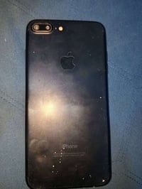 ايفون 7 • شاشة مبدلة • يحتاج بطارية