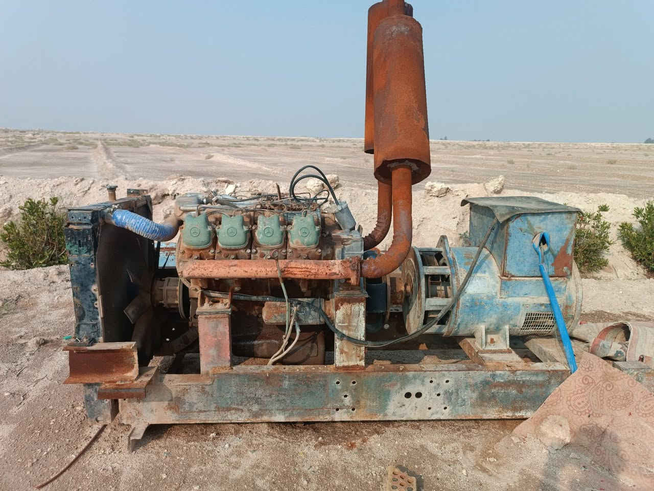 مولده للبيع البي 8 جنريتر 150كيفي مكان النجف ***********
