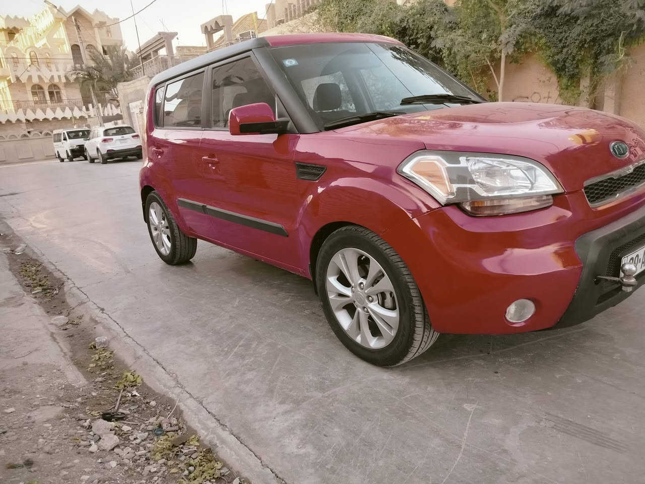 السلام عليكم كيا صول موديل 2011 
وارد امريكي حادث جاملغ وبنيد 
بدون دواخل محرك 2000 دوش 
 سياره جاهزه رقم واسط انكليزي 
السعر 92 ورقه مكان السياره واسط 
***********
