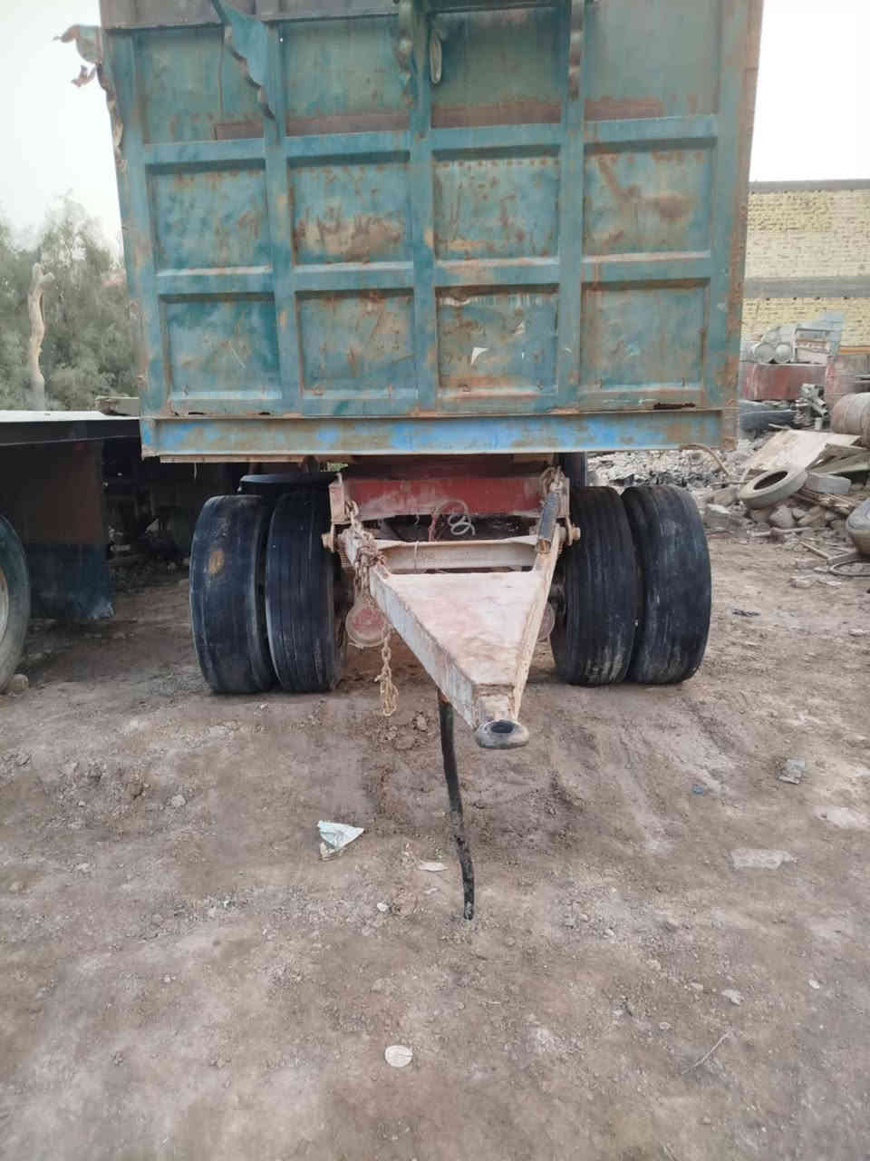 السلام عليكم 
مقطوره للبيع طول سبعه ونص صنيه ١١٠ مكان الديوانية للاستفسار الاتصال ***********
*********** مكلف بالنشر
