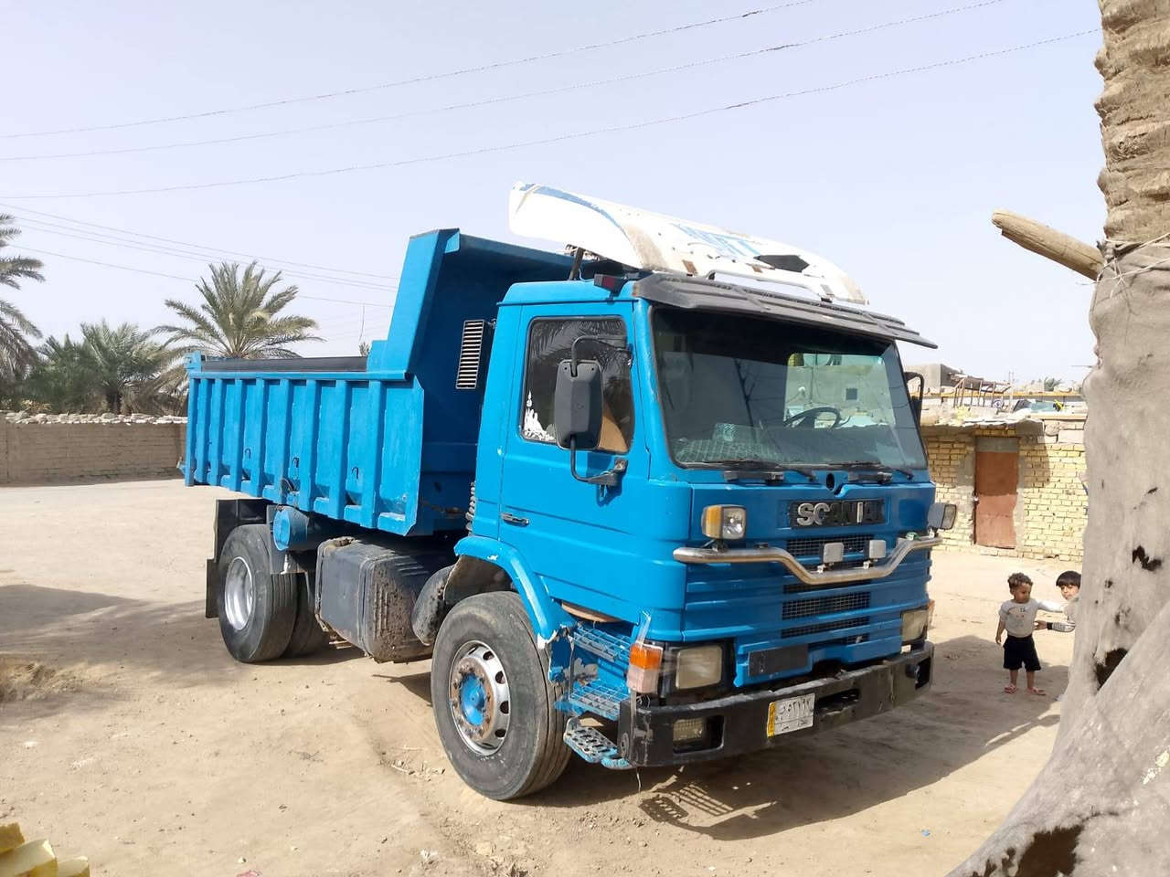 سكانيا موديل ٩١ 
١٢ونص مكينه كاورين رقم بصره مشروع وطني مكان السياره الناصريه السعر والتفاصيل اتصل على الرقم 

***********
