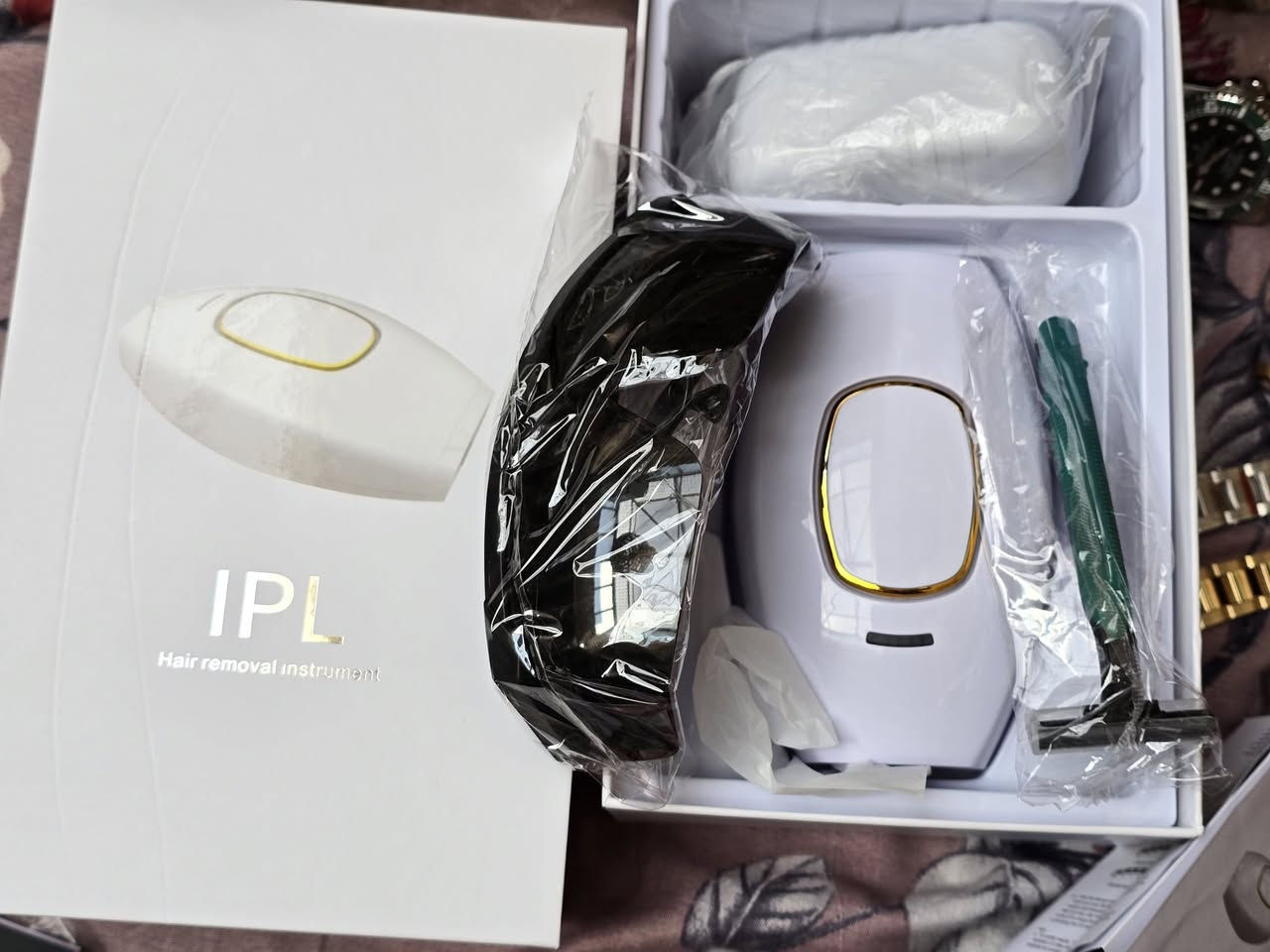 جهاز IPL للعناية الشخصية
جهاز IPL للاستخدام البيتي ((تفاصيل داخل فيديو))
يساعد على تقليل نمو الشعر
لمبة بعمر طويل (مليون ضربة تقريبًا حسب الشركة)
 جديد غير مستخدم كامل ملحقاته 
 السعر عل اول تم 50 ألف سعر ثابت 
مكاني كربلاء (متوفر توصيل5)
***********
