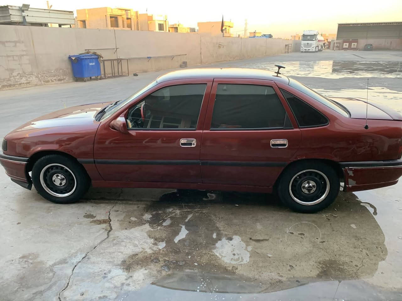 فكترا موديل ٩٥  رقم بغداد تحويل  مباشر   السعر ٣٧ ورقه بيها مجال 
كير محرك صدر تخم تاير جاهزه من كلشي مكان السياره بغداد 

*********** مكلف بالنشر
