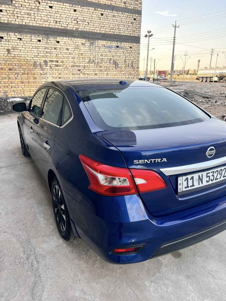 السلام عليكم سياره سنترا ٢٠١٩ وارد امريكي كفاله الكير ولمكينه ضررها صبغ بنيد ولجاملغ الايمن و الايسر فقط من دون دواخل السياره فول  موصفات ماعده الفتحه جاهزه من كل كلشي حداده جديده هسه مبدلها وتايرات تخم وتبريد وتدفئه رقم مشروع وطني عنواني البصره سعرها ١٠٣ وبيها مجال قليل للستفسار اكثر اتصل 
رقمي : ***********
