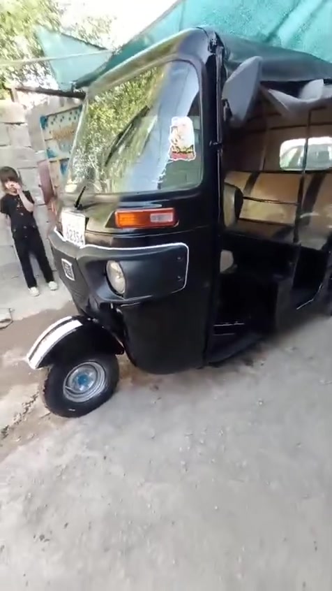 مكان بغداد الشعر ***********
