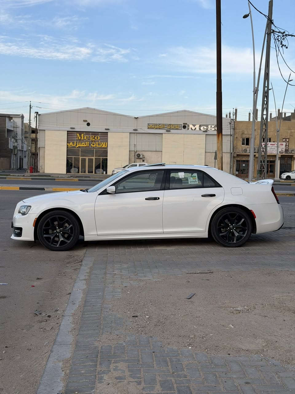 السلام عليكم 
اوباما مديل 2023 خليجي وكاله هارلم S 
فول فول رادار
كل عدتها واغراضها موجوده
مغلف ppf ربع جاملغات وبنيد 
بدون صبغ وبدون تبديل حته الدعاميات كفالة محرك كير كفاله عامه 
ماشية 43 الف كيلو حقيقي بشرط الفحص
السياره كلش جديدة واحلا من الصور بهواي
رقم بغداد شبه مميز
لون ابيض
رادار امامي
رادار جانبي
رادار خلفي
نقطه عمياء
حساس امامي خلفي
حته دكمه بلكشنات تصعد دوسه البانزين وتنزلها
بصمه 
بانوراما 
ميموري كشنات 
كشنات تدفئه وبتريد 
كشنات خلفي تدفئه 
ستيرن كهرباء 
مري قلاب مع الرجوع 
اشاير مري
تشعيل عن بعد 
شاشه كار بلي 
فول تحكم ستيرن 
ويل 20 اصلي 
ستيرن تدفئه 
السياره صدر امامي وخلفي جديد حتى الدسكات بشرط البلاد
مكاني البصرة الطويسة
***********
