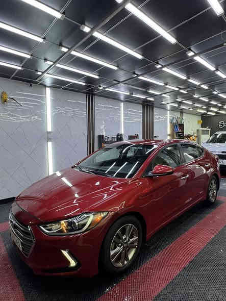 السلام عليكم النتر 2018 امريكي للبيع 
حادث امريكا بنيد فقط وصار بيها هنا ببغداد بابين صبغ وموجود السونار بالمنشور 
للبيع ب 118 وبيها مجال 
للاتصال ***********
