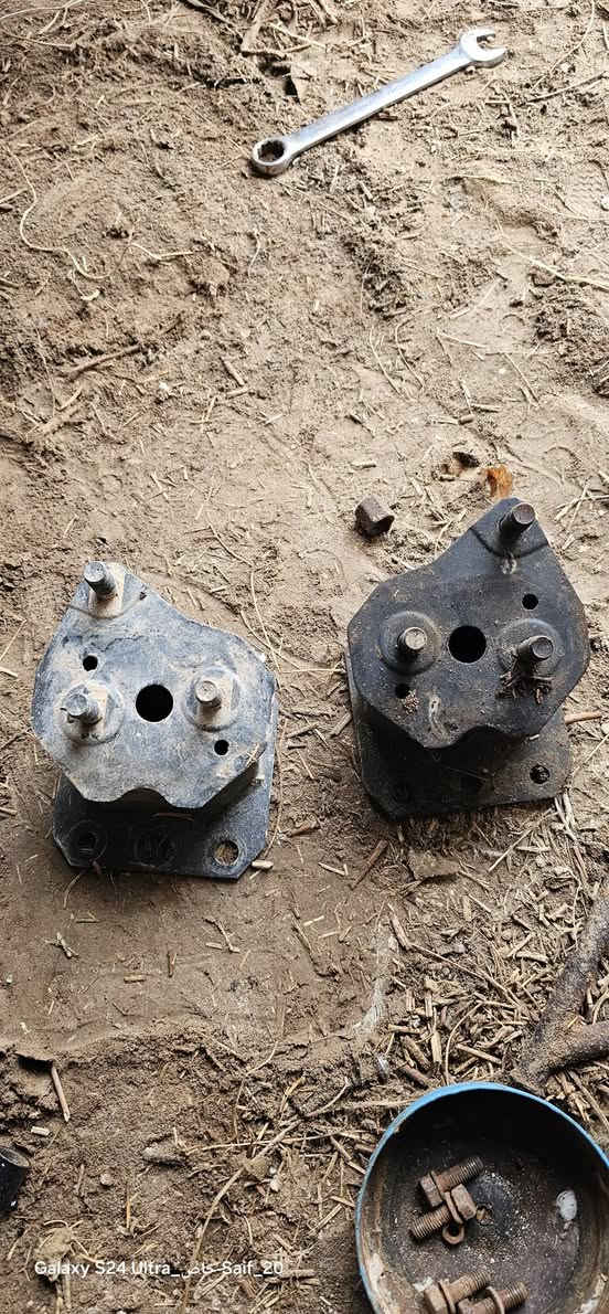 السلام عليكم موجود غراض لاندكروزر للبيع يلي يفيدنه يتصل *********** ادمن ممكن توافق
