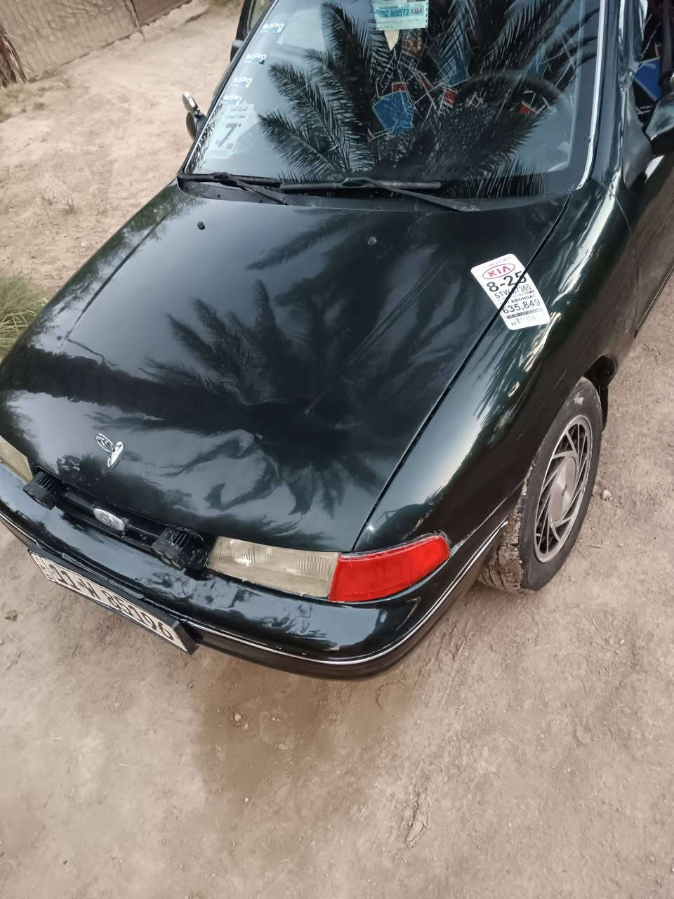 سلام عليكم كيا سيفيا للبيع موديل 93 رقم بغداد انكليزي سنويه 2030 هزه جديده مصبوغه عام جماليه مكفوله من الضربه ولكص ولكلبه كير اوتوماتيك  كير محرك مكفولات تخم تاير جديد صدر أمامي خلفي جديد غرفه جديده كهربائيات كله شرط تحويل السعر 35 وبيه مجال مكان بابل لاتصال ***********

