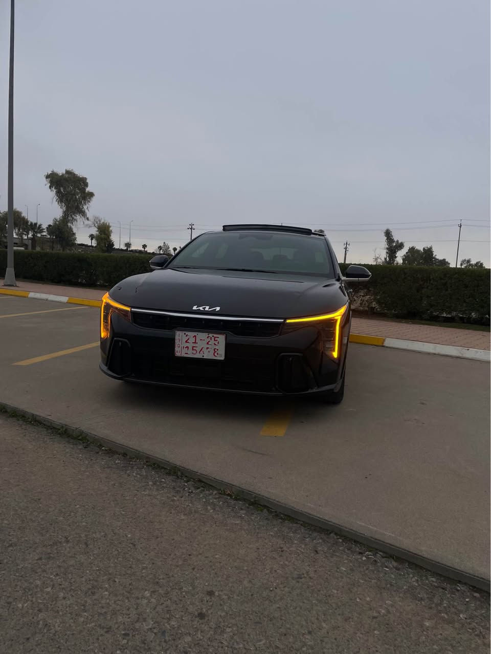 Kia k4 2025
جيتي لاين فول مواصفات
داخل احمر 
كشنات جلد تدفئه وتبريد+ستيرن
بنوراما 
رادارات خلفيه جانبيه توقف ذاتي 
كامره متحركه 
صندوق ذكي يفتح عندا الاقتراب 
مرايه جانبيه قلابه 
شاشه الاكترونا متصله 
لايت امامي خلفي لد مع 3عدسات 
بصمه ابواب دخول ذكي
ويل كروم حجم 19
شكو مواصفات بk4 موجوده بسياره  
محرك 2000دوش تنفس طبيعي 
السياره جاهزه بدون نواقص ع وضع الشركه 
ماشيه :2000 زيرو
حادث السياره جانبي جاملغ خلفي +نصف باب 
سعر السياره :185وبيه مجال للشراي 
واتساب :*********** أربيل, العراق
