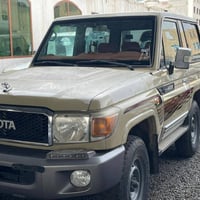 لاندكروزر GXR • ٢٠١٥ • دبل 4x4