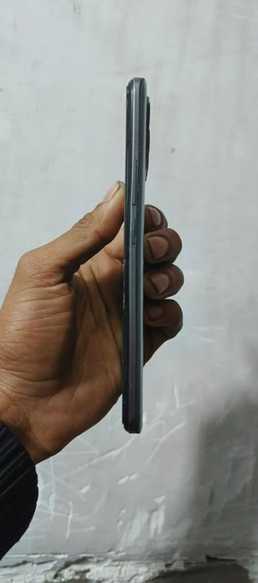 السلام عليكم ريلمي 8 غني عن التعريف ذاكراة128
رام 8+8 السعر(130) ***********
او راسل خاص
