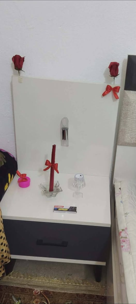 غرفه تركيه نظيفة كلش 5قطع اي ضرر مبيه السعر 600وبيه مجال مستعجلين ع بيعها مكانه سياحي للاتصال ع الرقم ***********
***********
