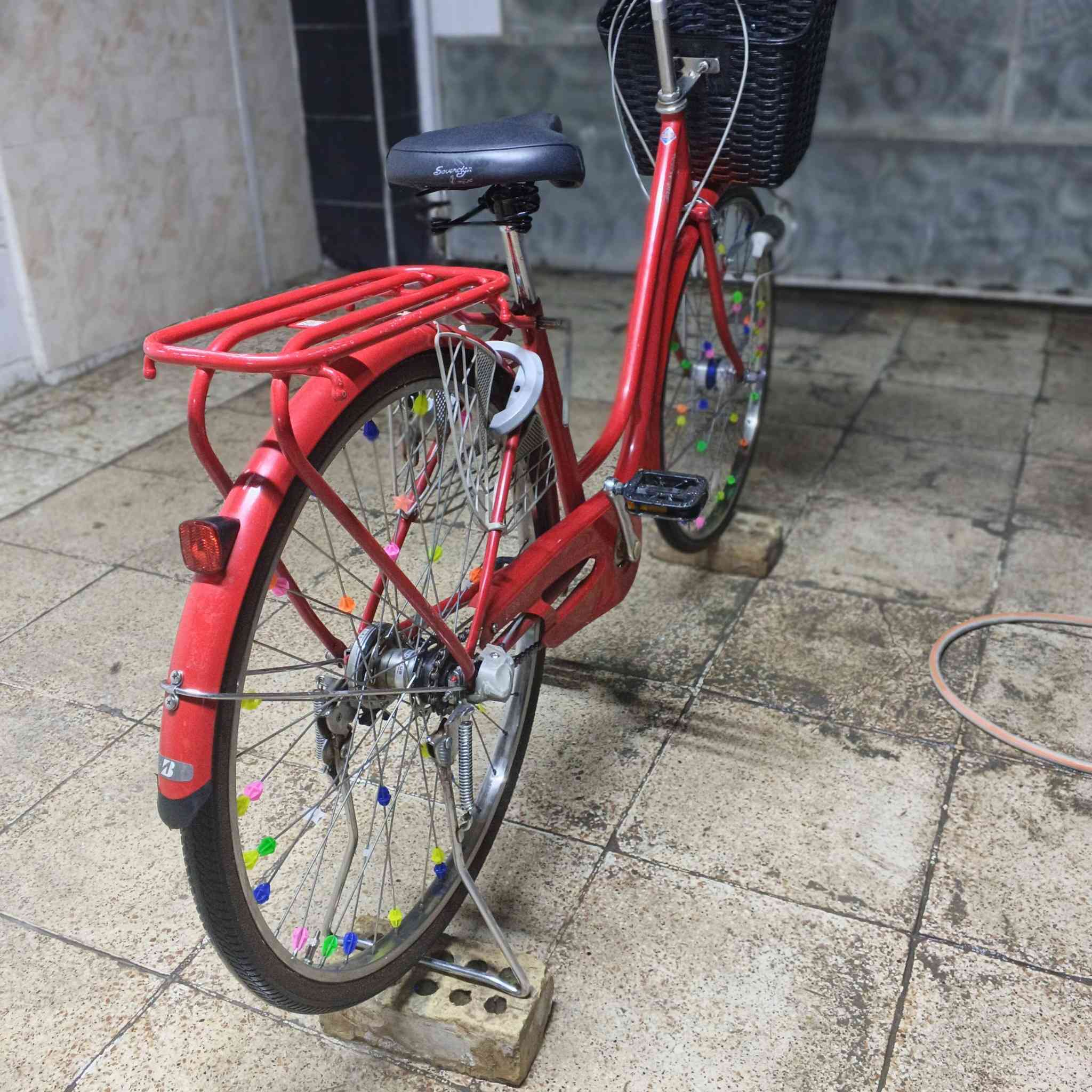 سلام وعليكم
بايسكل بناتي للبيع
ماركه برجستون العالميه اليابانيه 
الحجم 26
بايسكل قوي وفول مواصافت واستخدام قليل
السعر: 100 قفل
العنوان:بغداد حي القاهره الضباط مقابل جامع النداء 
للأستفسار اتصل على الرقم:7873788213


**إذا كنت صاحب هذا الإعلان وتريد حذفه لأي سبب، رجاءا أرسل رسالة إلى الدعم الفني**